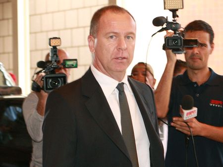 mano menezes-450